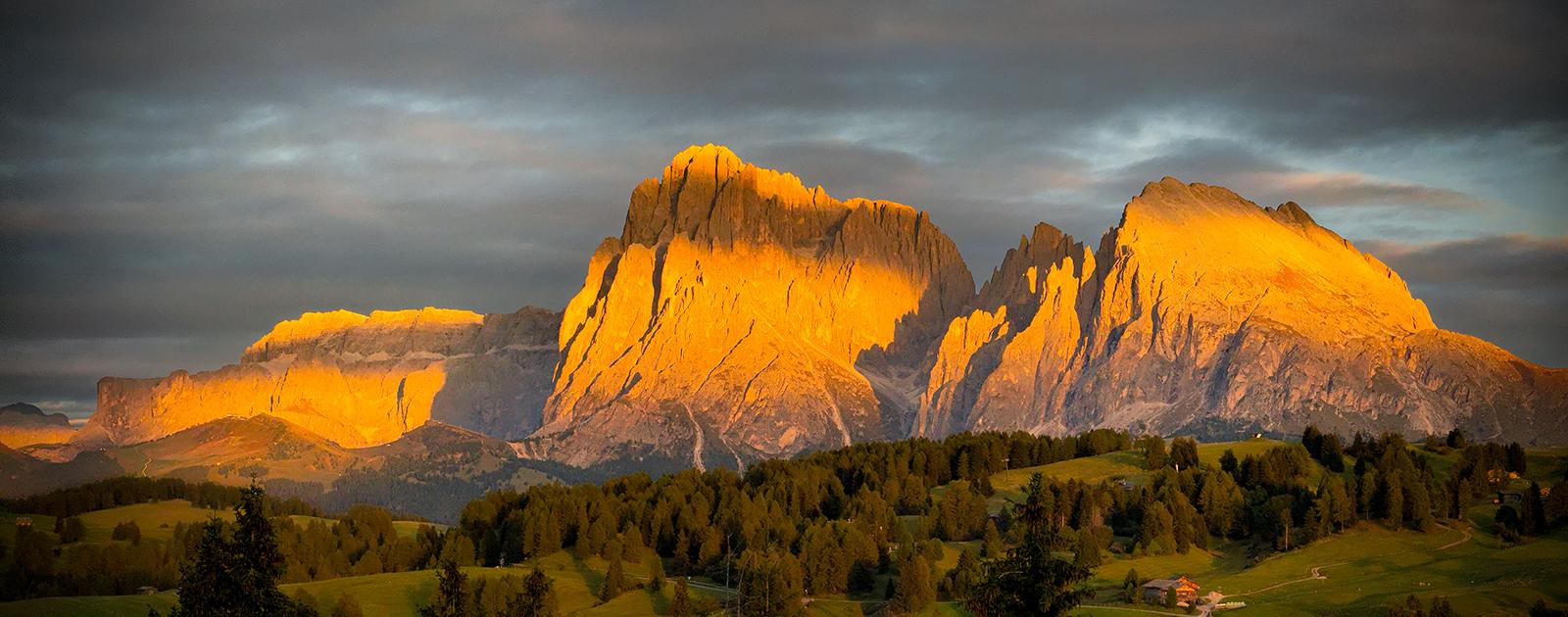 Noel Patterson_Moody Sunset on the Alpe de Siusi